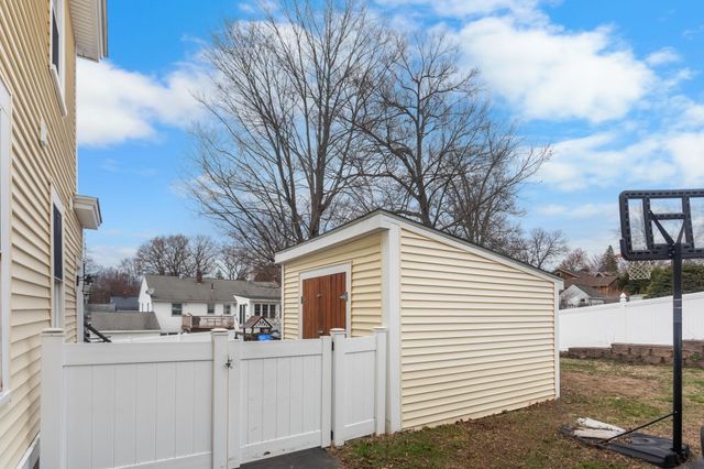 66 Gold Street, Manchester, NH 03103