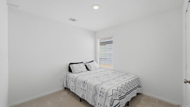 756 grey dove, New Braunfels, TX 78132