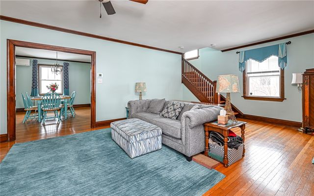 2110 Lloyd Avenue, Swissvale, PA 15218