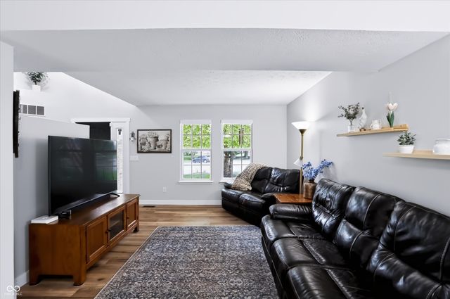 10407 Runview Circle, Fishers, IN 46038