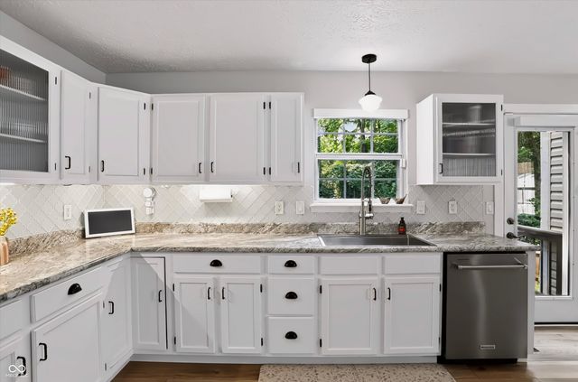 10407 Runview Circle, Fishers, IN 46038