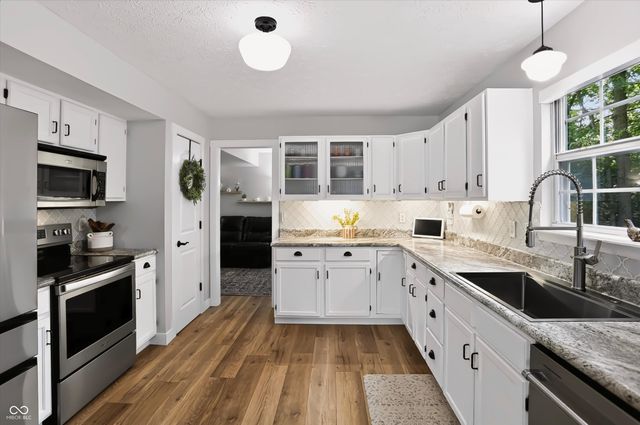 10407 Runview Circle, Fishers, IN 46038