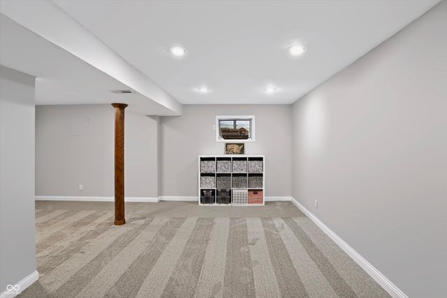 10407 Runview Circle, Fishers, IN 46038
