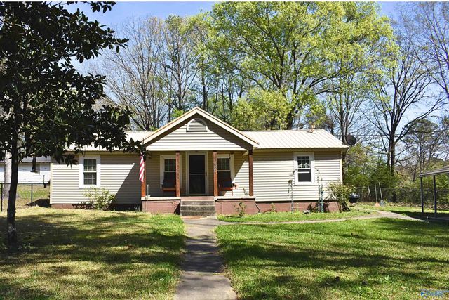 130 New York Avenue, Gadsden, AL 35903