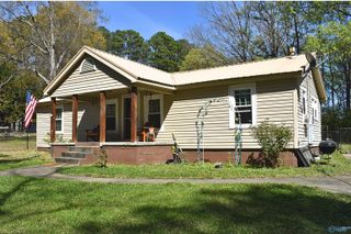 130 New York Avenue, Gadsden, AL 35903