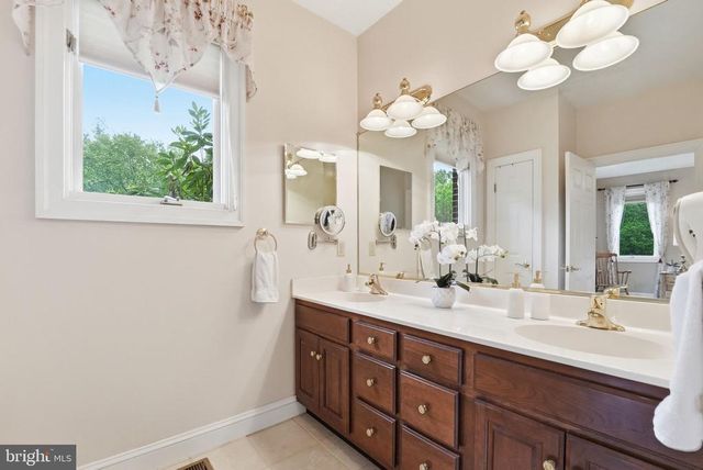 2455 DURHAM PL, Jeffersonton, VA 22724