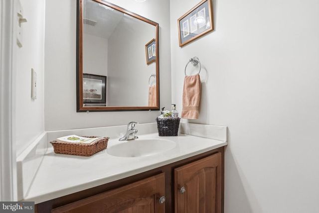 2455 DURHAM PL, Jeffersonton, VA 22724