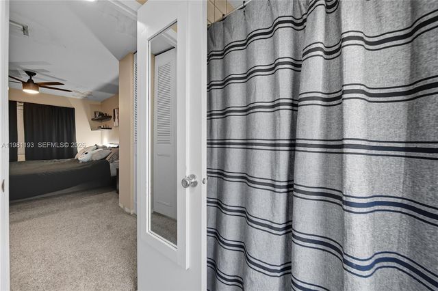 13605 SW 73rd Ter, Miami, FL 33183