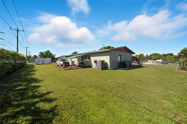 13605 SW 73rd Ter, Miami, FL 33183