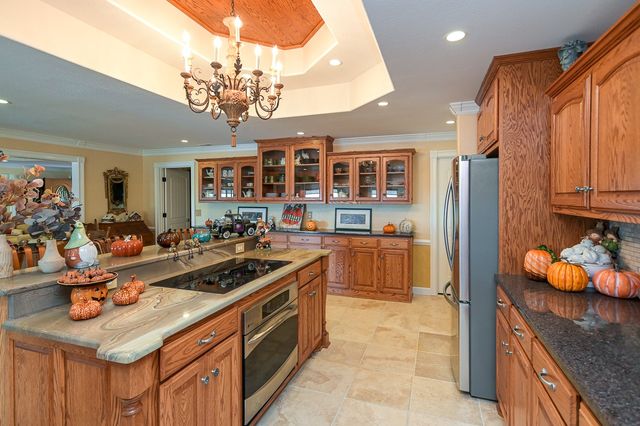 627 Eastbrook Rd, Estill Springs, TN 37330