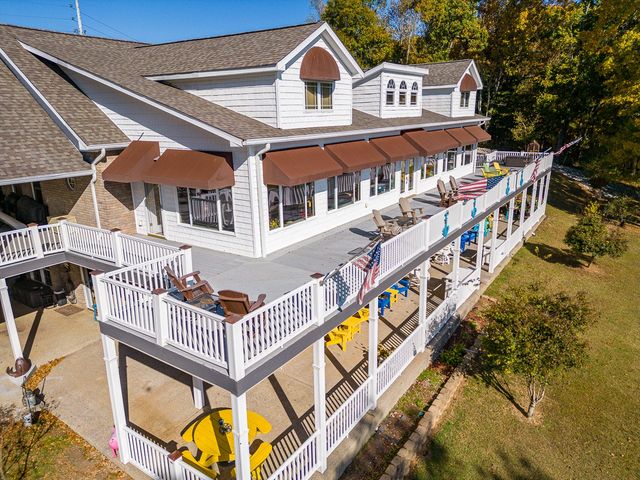627 Eastbrook Rd, Estill Springs, TN 37330