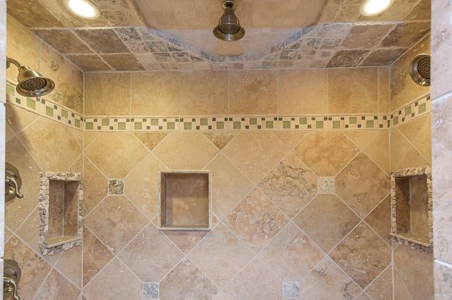 627 Eastbrook Rd, Estill Springs, TN 37330