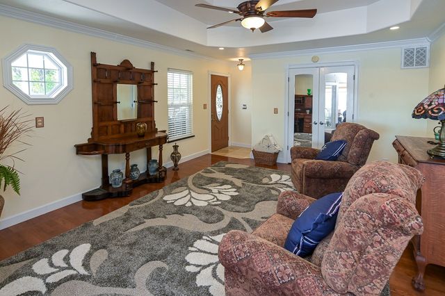627 Eastbrook Rd, Estill Springs, TN 37330