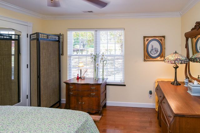 627 Eastbrook Rd, Estill Springs, TN 37330