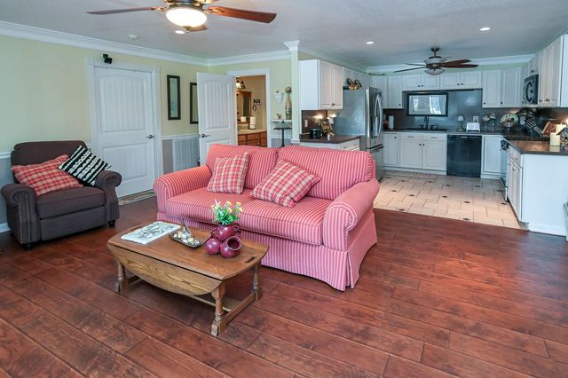 627 Eastbrook Rd, Estill Springs, TN 37330
