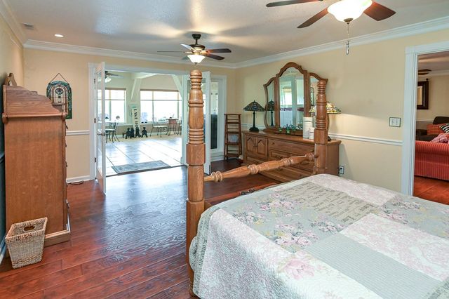 627 Eastbrook Rd, Estill Springs, TN 37330