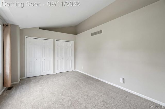 6913 Fox Lane, Waterford, MI 48327