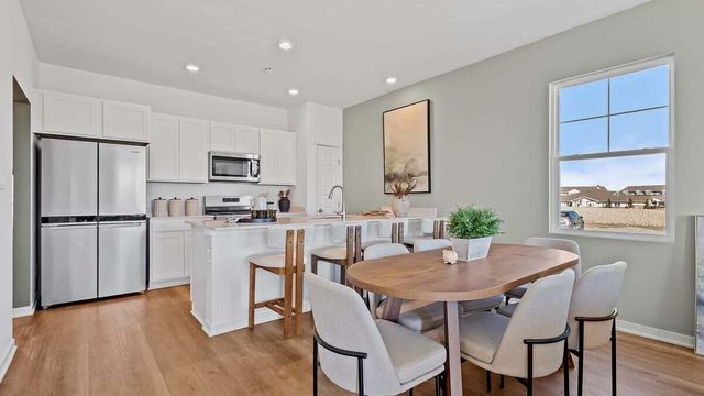 548 E 120th Place, Crown Point, IN 46307