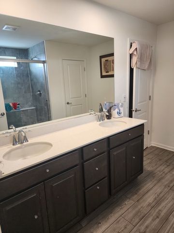 2104 Tremont Avenue, Yorkville, IL 60560