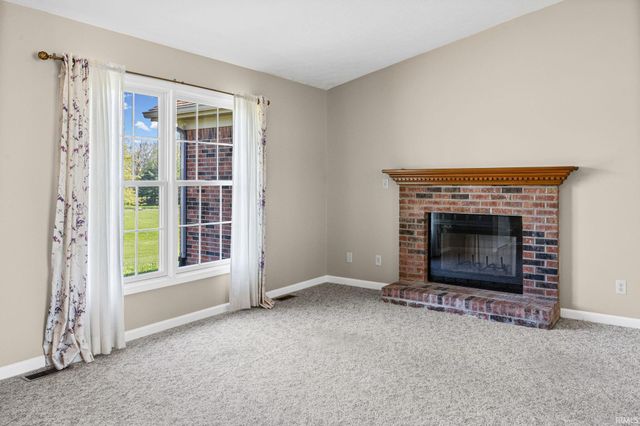 1109 E Creekside Court, Battle Ground, IN 47920