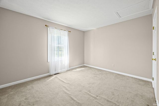 1109 E Creekside Court, Battle Ground, IN 47920