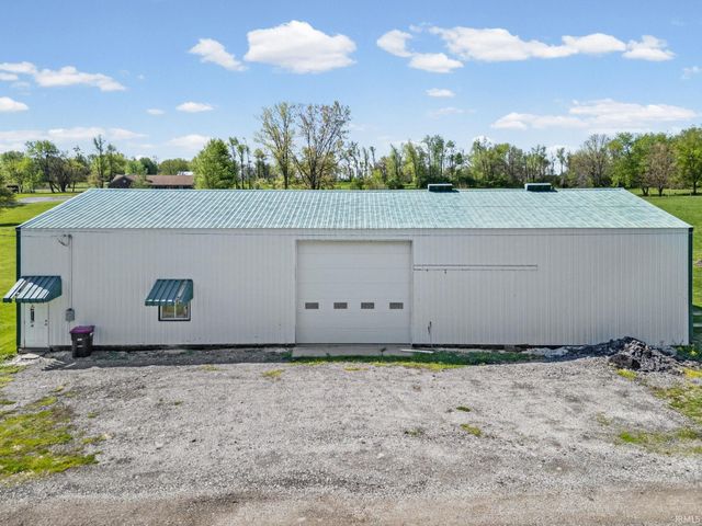 1109 E Creekside Court, Battle Ground, IN 47920