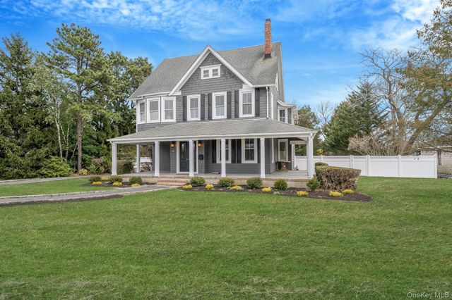 61 Ocean Avenue, Islip, NY 11751