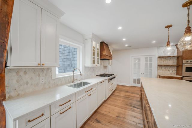 61 Ocean Avenue, Islip, NY 11751