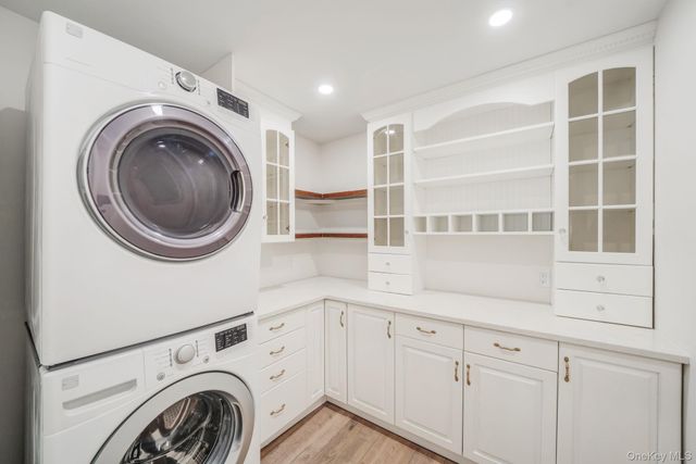 61 Ocean Avenue, Islip, NY 11751