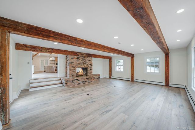 61 Ocean Avenue, Islip, NY 11751