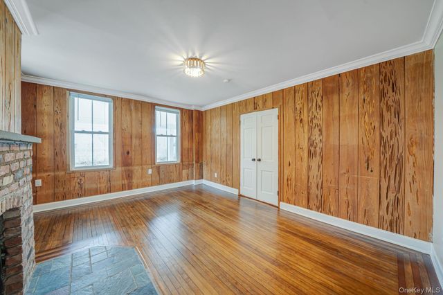 61 Ocean Avenue, Islip, NY 11751