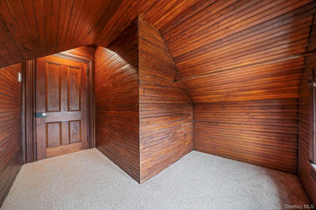 61 Ocean Avenue, Islip, NY 11751