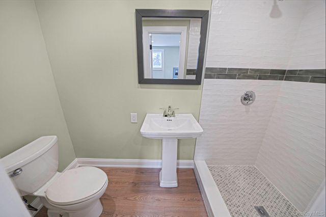 61 Ocean Avenue, Islip, NY 11751