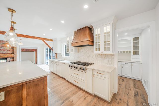 61 Ocean Avenue, Islip, NY 11751