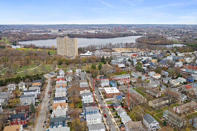 71 Oxford Ave 3, Cambridge, MA 02138