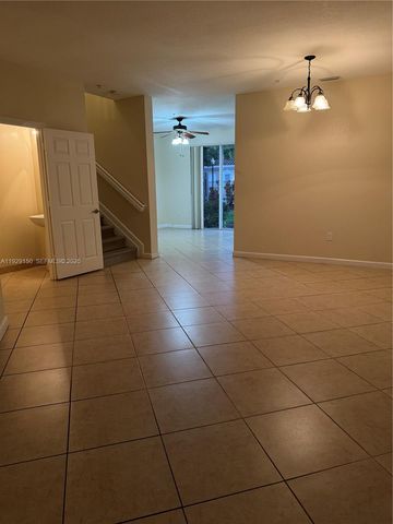 12440 Emerald Creek Mnr 17, Plantation, FL 33325
