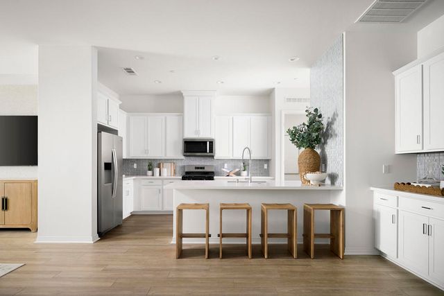 80 685 San Clemente Drive, Indio, CA 92203