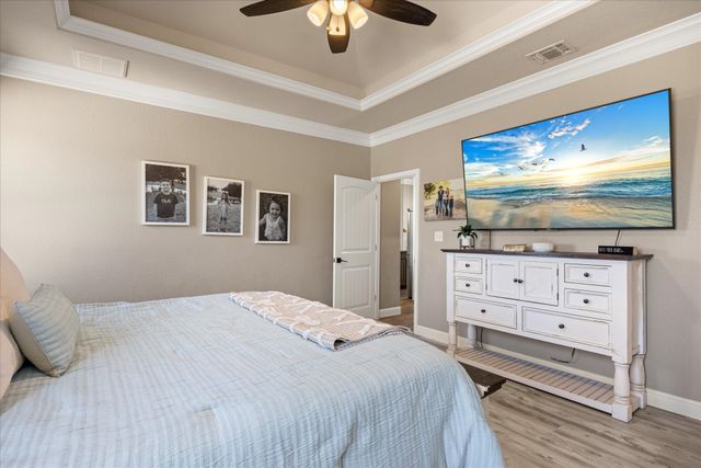 9012 Parkview Circle, Tolar, TX 76476