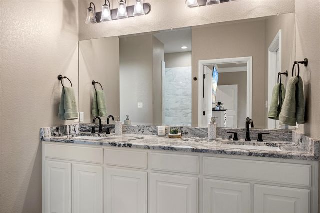 9012 Parkview Circle, Tolar, TX 76476