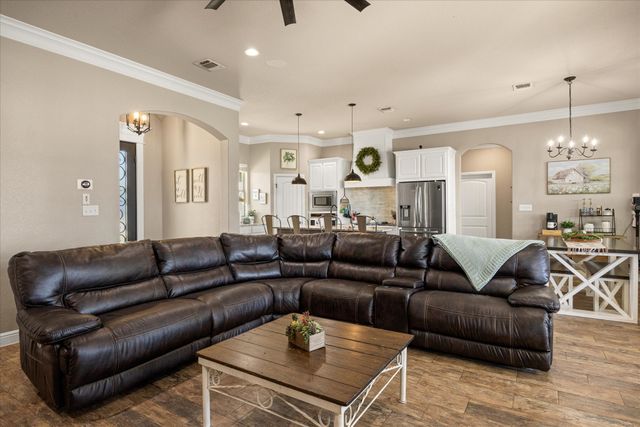 9012 Parkview Circle, Tolar, TX 76476