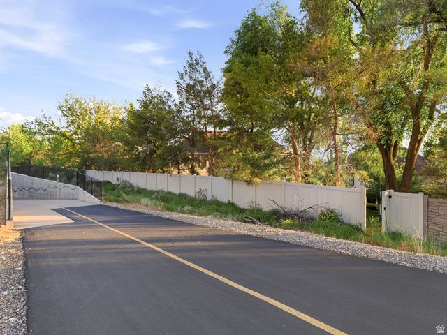 342 W MILLCREEK RD, Pleasant Grove, UT 84062