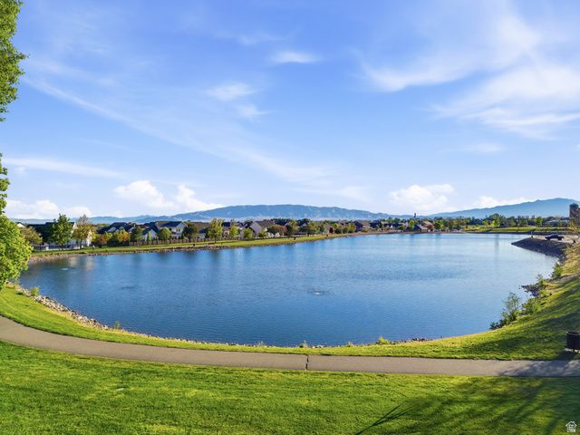 342 W MILLCREEK RD, Pleasant Grove, UT 84062