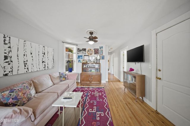 107 Washington Street, Troy, NY 12180