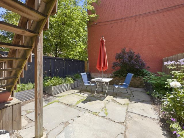 107 Washington Street, Troy, NY 12180
