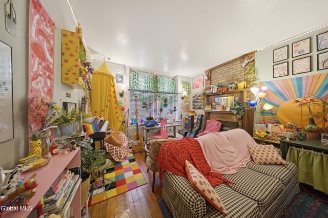 107 Washington Street, Troy, NY 12180