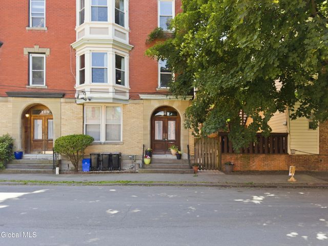 107 Washington Street, Troy, NY 12180