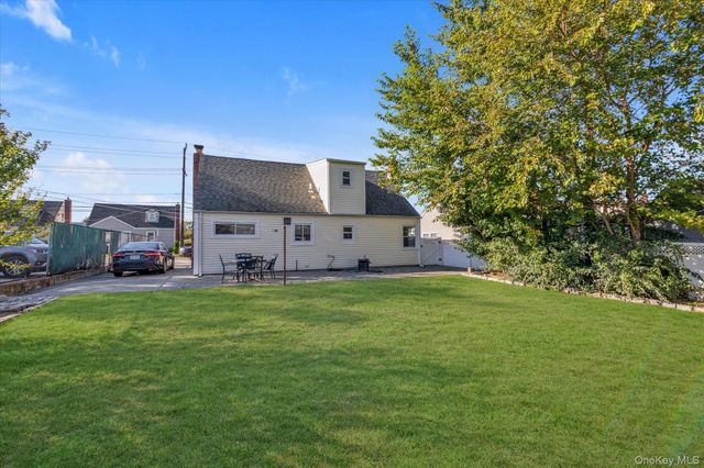 77 Horton Avenue, Valley Stream, NY 11581