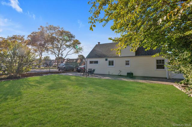 77 Horton Avenue, Valley Stream, NY 11581