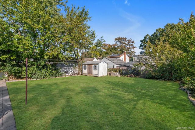 77 Horton Avenue, Valley Stream, NY 11581