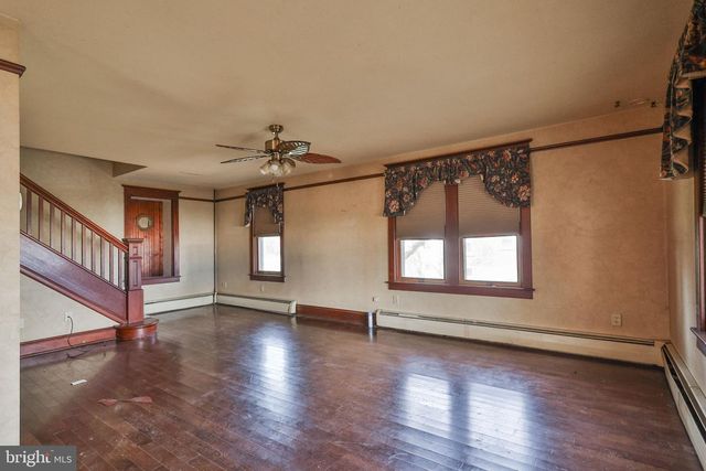 336 FAIRVIEW AVE, Quakertown, PA 18951